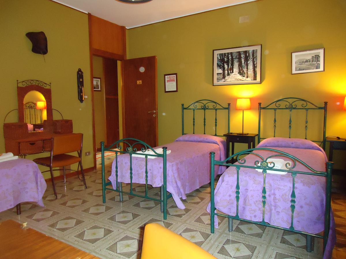 Hotel Casa Riccio Palermo Exterior foto